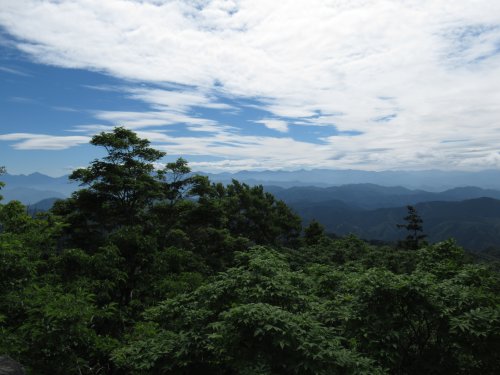 茶臼山頂上